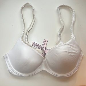 Body by Victoria Victoria’s Secret Bra
